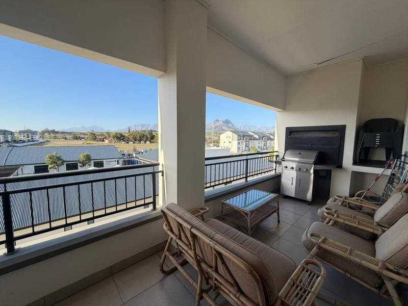 To Let 2 Bedroom Property for Rent in Croydon Western Cape